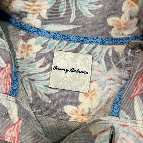 Tommy Bahama Montserrat Long Sleeve Sweatshirt Men Large Gray Tropical Print - Picture 2 of 5